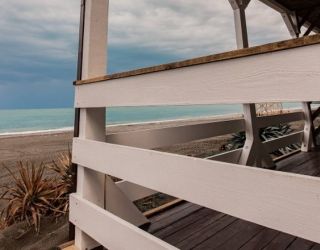 Отель "Золотые пески" (бывш. "Кудры")