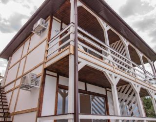 Отель "Золотые пески" (бывш. "Кудры")