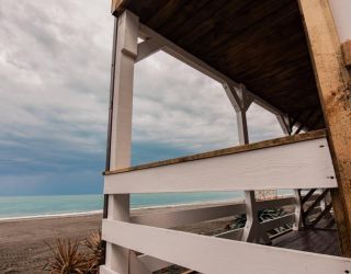 Отель "Золотые пески" (бывш. "Кудры")