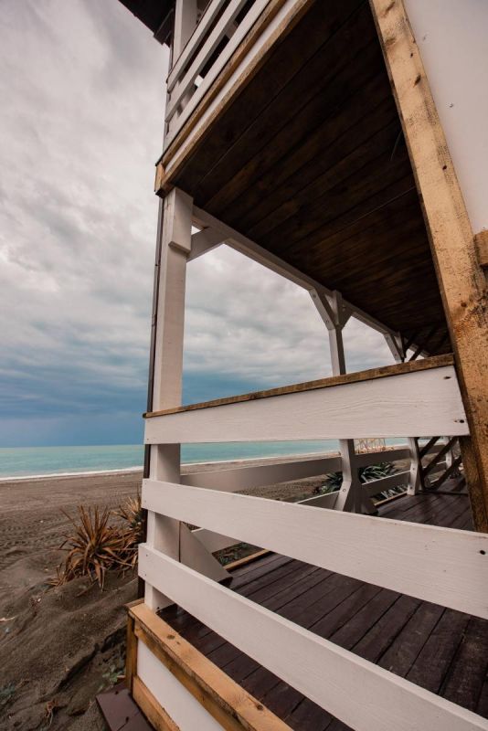 Отель "Золотые пески" (бывш. "Кудры")